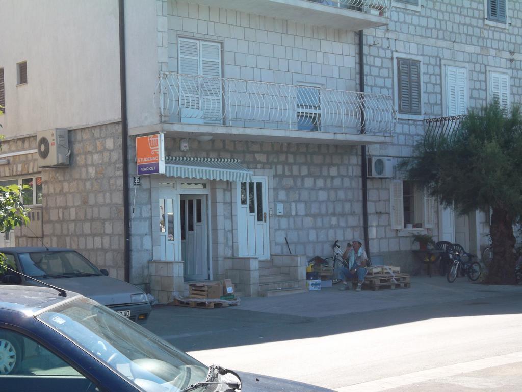 Apartments Mali Raj Vranjic Εξωτερικό φωτογραφία
