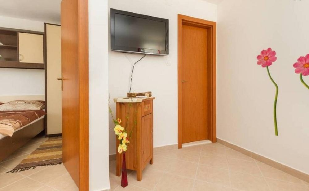 Apartments Mali Raj Vranjic Εξωτερικό φωτογραφία
