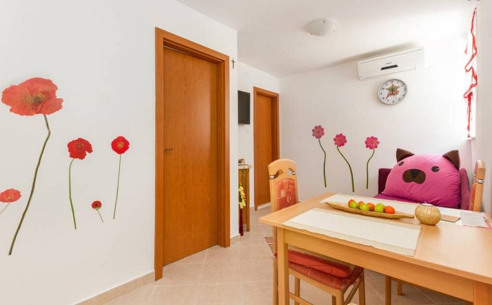 Apartments Mali Raj Vranjic Εξωτερικό φωτογραφία