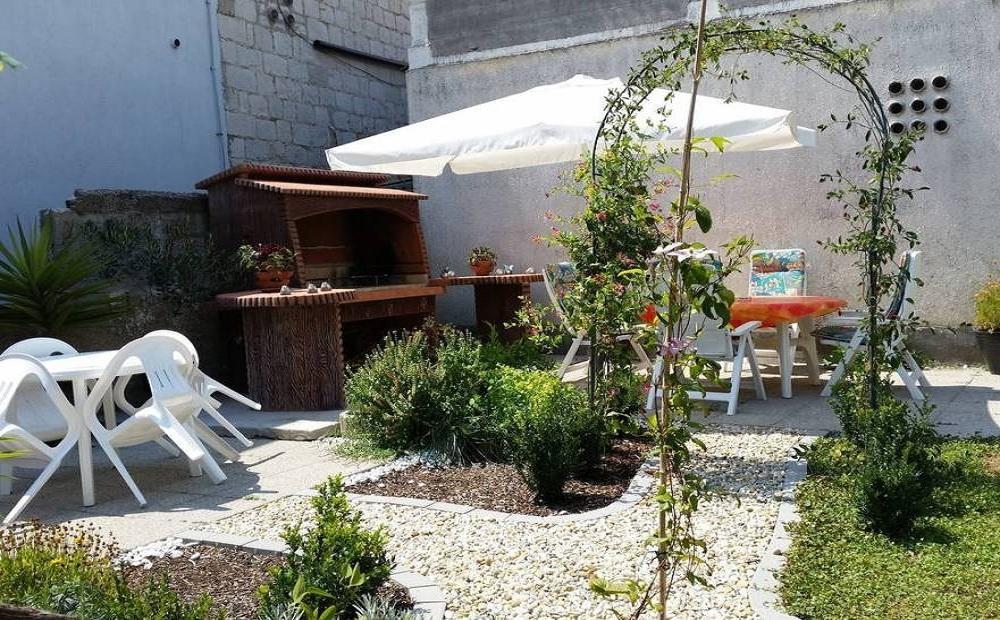 Apartments Mali Raj Vranjic Εξωτερικό φωτογραφία