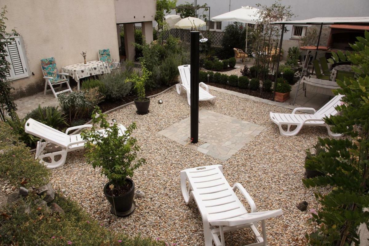 Apartments Mali Raj Vranjic Εξωτερικό φωτογραφία