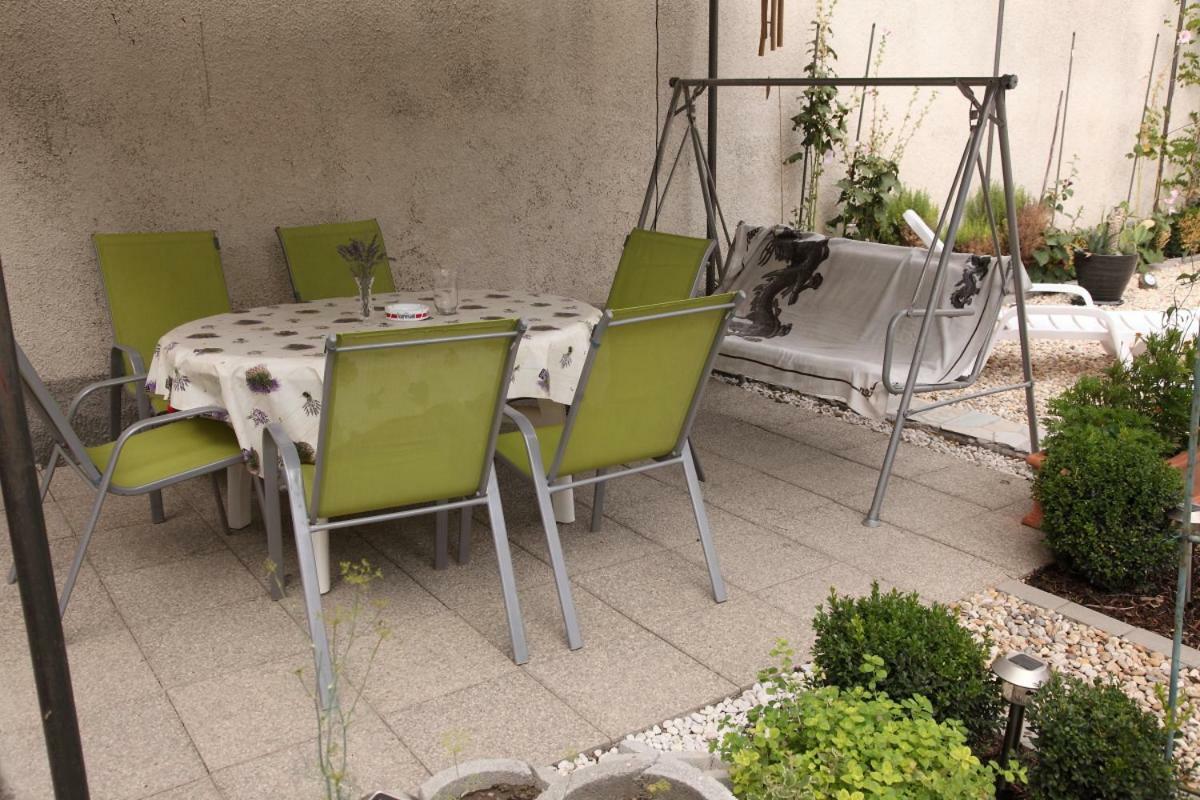 Apartments Mali Raj Vranjic Εξωτερικό φωτογραφία