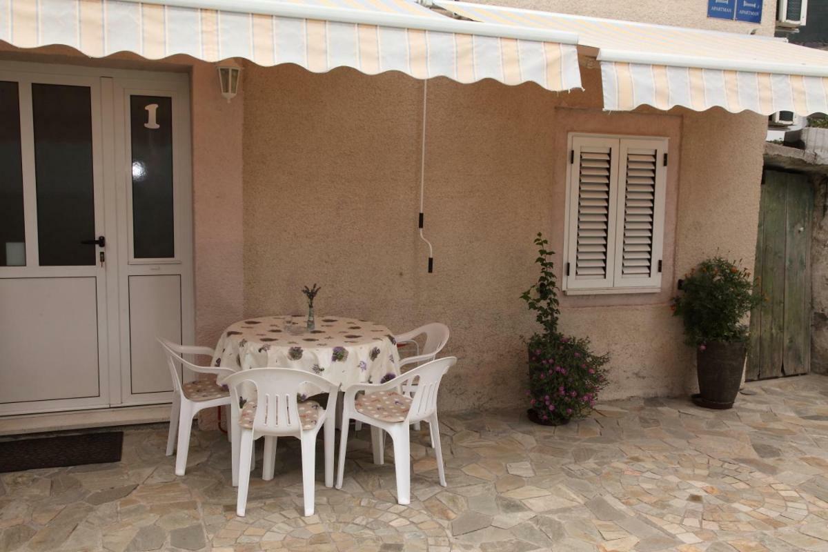 Apartments Mali Raj Vranjic Εξωτερικό φωτογραφία